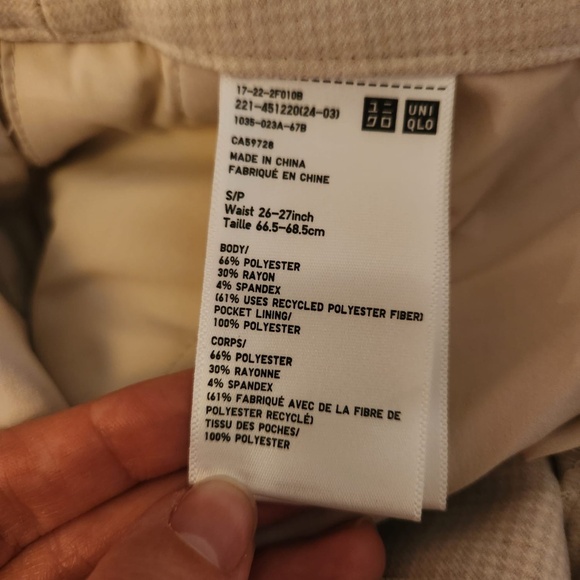 Uniqlo Checked Cream and White Dress Pants Size 4 / 26-27” waist - Picture 4 of 6